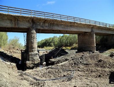 Kadriye Köprüsü Onarıma Alındı