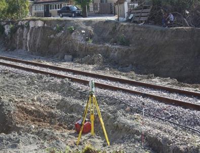 Hızlı Tren Çalışmaları Hız Kesmeden Sürüyor