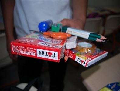 İhh ve İnsan-der’den 450 Yetime Kırtasiye Yardımı Yapıldı