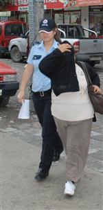 TEM OTOYOLU - Sapanca Tem Otoyolunda Fuhuş Yaparken Yakalandı