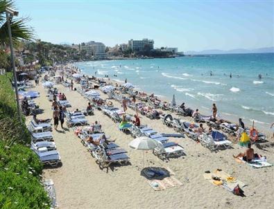 Plajlar Turistlere Kaldı