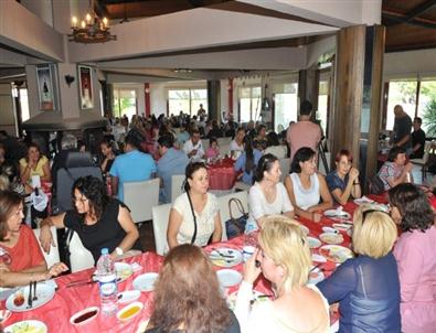 Bucalı Kadınlardan Başkan Tatı'ya 'Tamnot'