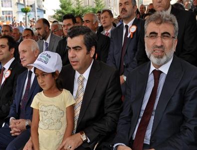 Kızını Okutmak İçin Bakan Yıldız'dan Yardım İstedi