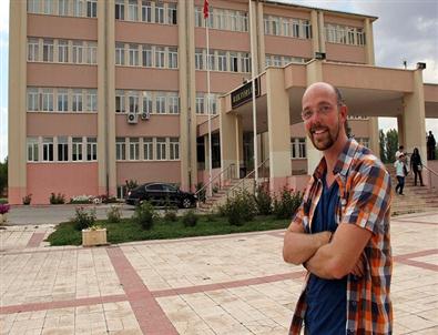 Almanya’dan Yürüyerek Tibet’e Gidiyor