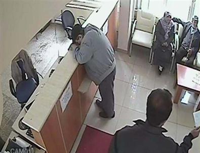 (özel Haber) Ecel Fatura Öderken Yakaladı