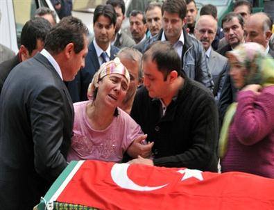 Trafik Kazasında Ölen Başhekim İçin Tören Düzenlendi