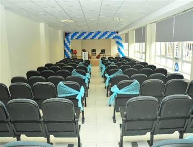 Canik'ten Atakum’da Liseye 100 Kişilik Konferans Salonu