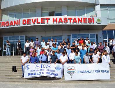 Acil servis doktoru karakola götürüldü