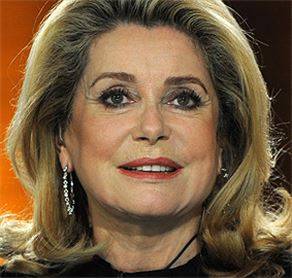 Catherine Deneuve'a yaşam boyu başarı ödülü