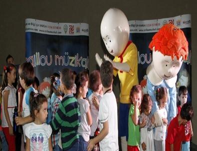 Başkan Tartan'dan Çocuklara 'Caillou' Süprizi