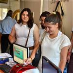 Öğrenciler Kent Kart İçin Belediyeye Akın Etti