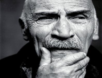 Oyuncu Tuncel Kurtiz Hayatını Kaybetti