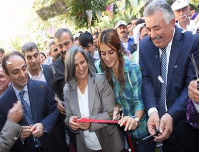 Siirt'te Kütüphaneye 'celadet Eli Bedirxan'İsmi Verildi