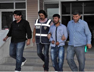 Çaldığı Para İle Ev Almak İsterken Yakalandı