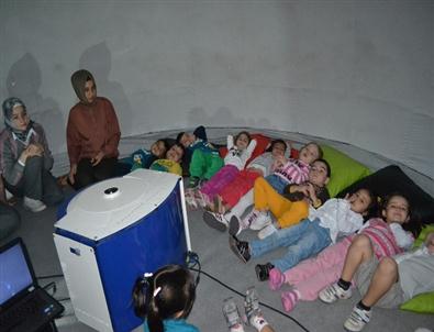 Kula Anaokuluna Uzay Çadırı Kuruldu