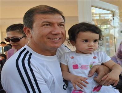 Tanju Çolak: 'Urla Köy Görünümünden Kurtulabilir”