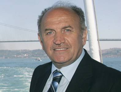 Kadir Topbaş'a kesin gözüyle bakılıyor