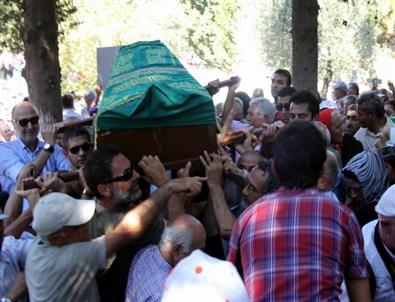 Tuncel Kurtiz'in Cenaze Töreninde İzdiham