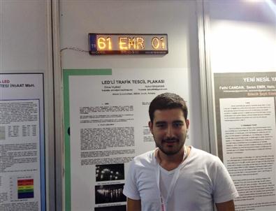 Üniversite Öğrencisinin Başarısı