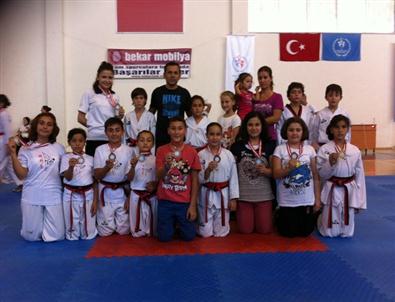 Minik Taekwondocular Karaman'da