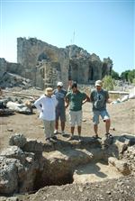 FERIŞTAH - Side Kazılarında Önemli Buluntulara Ulaşıldı