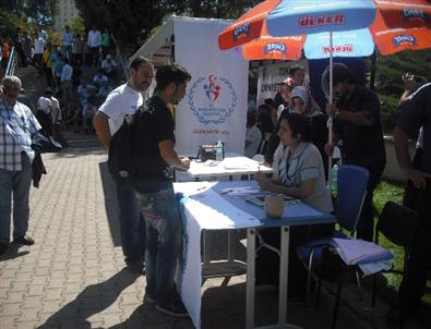 Yurt-kur Öğrencileri Terminalde Karşılıyor