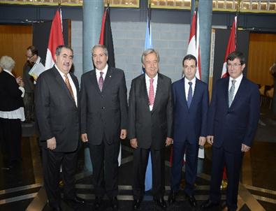 Davutoğlu, Cenevre’deki Suriye Toplantısına Katıldı