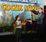 HACIVAT VE KARAGÖZ - Hepsinin Keyfi Yerinde