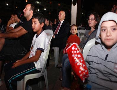 Yenimahalleliler Seyirde