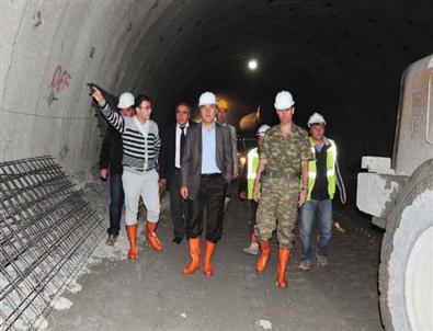 Ovit Tünelini Gezen Vali Altıparmak: 'Ülkemizin Zenginleşmesi, Kalkınması Böyle Bir Şey'