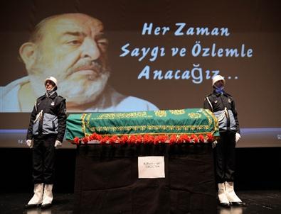 Oyuncu Selçuk Uluergüven İçin Tören Düzenlendi