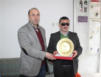 Kaged’den 'gazeteciler Günü'Plaketi