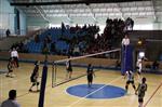 KAVAKYOLU - Yıldız Kızlar Voleybol’da Şampiyon 13 Şubat Ortaokulu