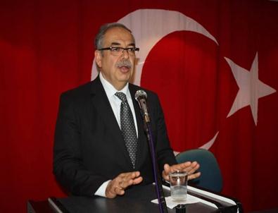 Fehmi Hüsrev Kutlu Üniversite Öğrencileriyle Bir Araya Geldi