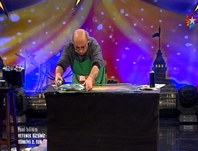 Yetenek Sizsiniz - Gürsel Yalçının İkinci Tur Performansı