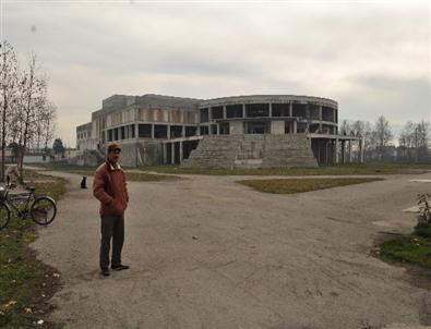 Chp’li Gençler Bitirilemeyen Kültür Merkezi’nin 20.yaşını Kutladı