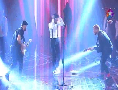 O Ses Türkiye - Gökhan ve takımı O Ses Türkiye'yi salladı!