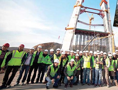 3. köprü mimarlık öğrencilerinin amfisi oldu