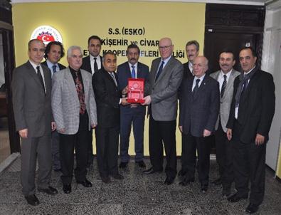 Başkan Adayı Milletvekili Kurt Esko’yu Ziyaret Etti