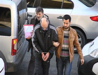 Gitar İçine Gizleyip Deri Mont Çalan Gürcü Hırsız Tutuklandı