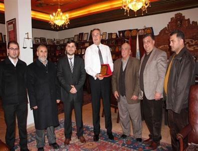 Alibey Camii Koruma ve Yaşatma Derneği Heyetinden Ünver’e Teşekkür Ziyareti