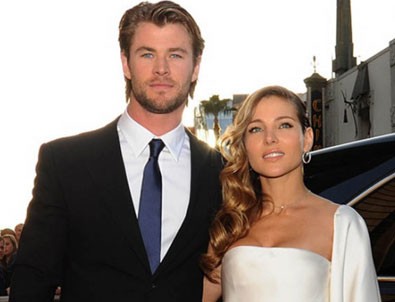 Chris Hemsworth ikiz babası oluyor
