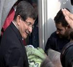GUTERRES - Bakan Davutoğlu’ndan Yeni Doğan Bebeğe Dua