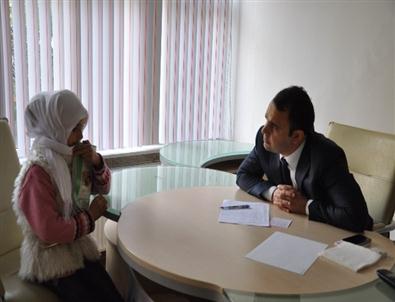 Minik Meryem'e Kaymakam Sahip Çıktı