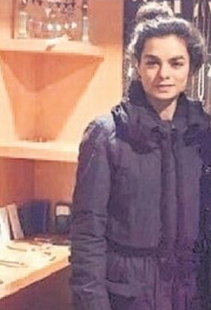 Özge Özpirinçci tanınmayacak halde!