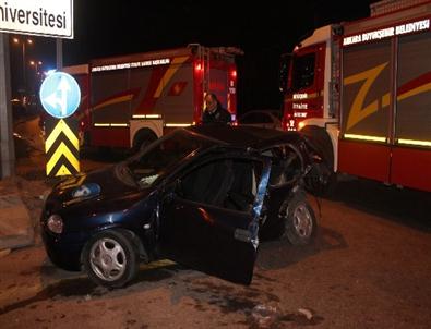 Başkent’te İki Otomobil Birbirine Girdi, 5 Kişi Yaralandı