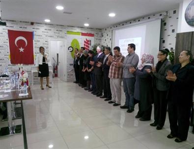 'Toplumda Kadının Güçlendirilmesi' Konferansına Büyük İlgi