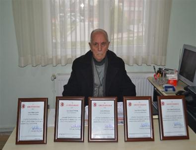 Dumanlar, 'Bizde Siyaset Yok”