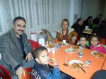 Minikler Turşu Yaptı, Aileleri Afiyetle Yedi