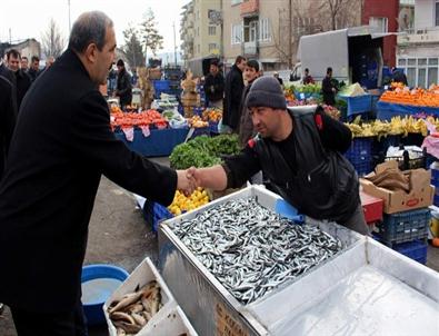 Başkan Ürgüp Esnafla Kucaklaşmaya Devam Ediyor